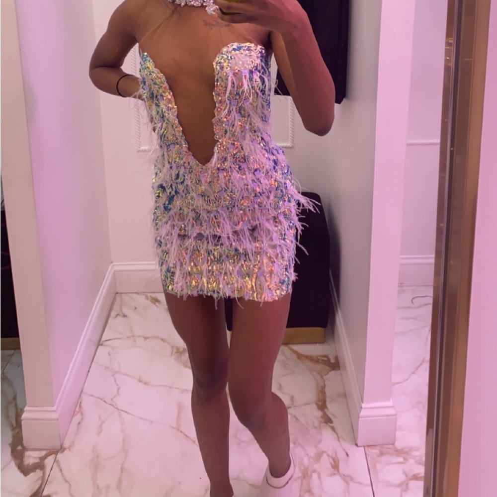 Selling Dach Boutique Only Worn For A Few Hours